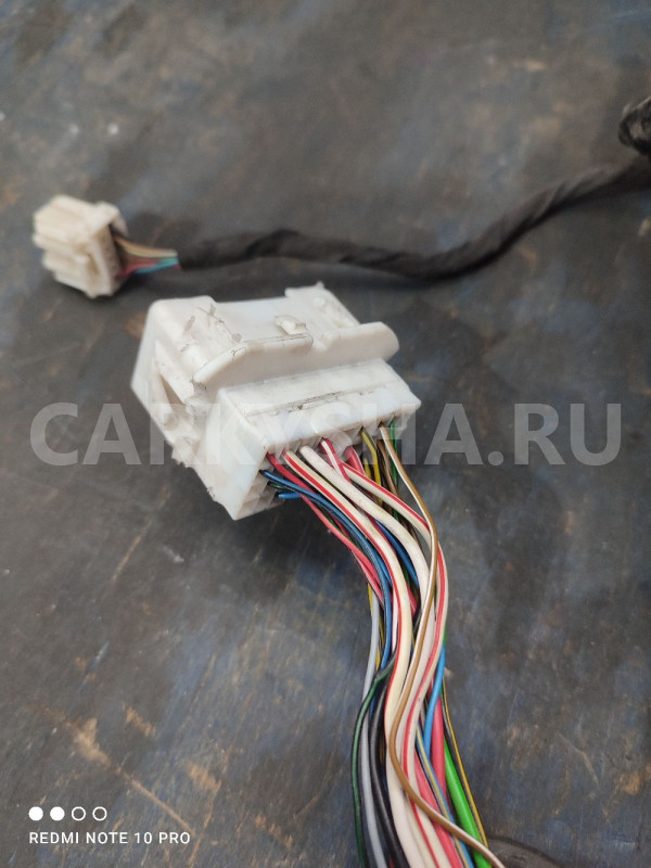 Проводка передней двери LH SsangYong  Actyon New Ssang Yong Actyon оригинальный номер 8270034052