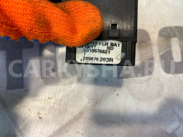 Переключатель дворников Renault Logan 2013 Renault 15 оригинальный номер 255676263R