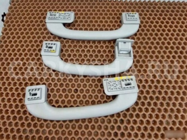 Потолочная ручка BMW X1 