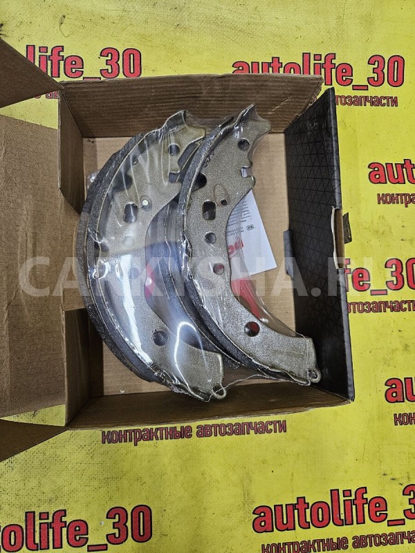Колодки тормозные Toyota Aqua оригинальный номер 0449552121