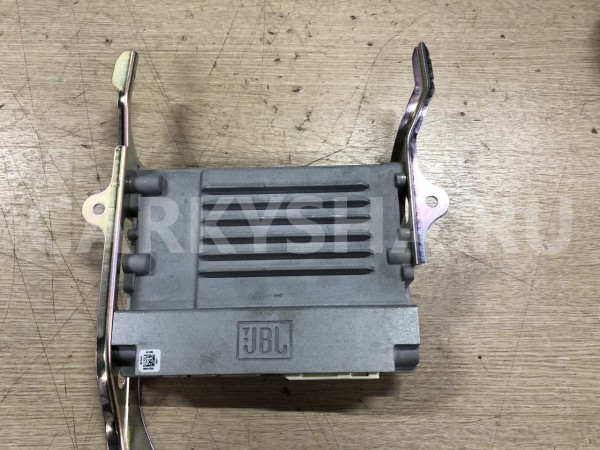 Аудио усилитель JBL Toyota Camry VIII (XV70) Рестайлинг – седан оригинальный номер 86280-33252