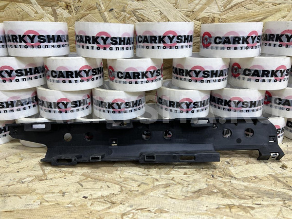 Кронштейн накладки порога правый передний Jetour Dashing оригинальный номер F16-5402316CA