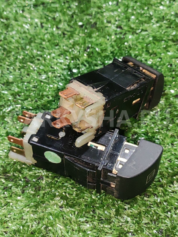 Кнопка обогрева заднего стекла Skoda Felicia Skoda Felicia оригинальный номер 6U0959621