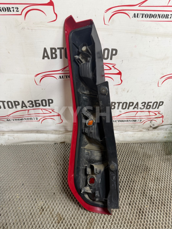 Фонарь задний правый Nissan X-Trail T31 Nissan X-Trail оригинальный номер 26550JG00A