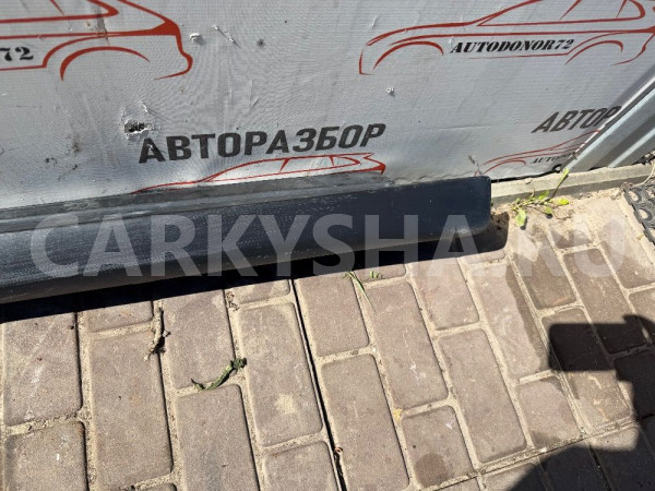 Накладка порога правая Mitsubishi Outlander 3 GF Mitsubishi i оригинальный номер 6512A602