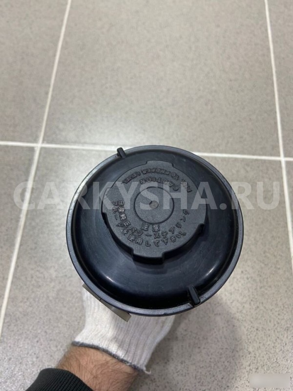 Бачок гура Nissan Laurel 2000 г Nissan Laurel 