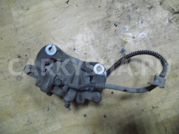 Суппорт передний левый Hyundai i20 2010 Hyundai i20 оригинальный номер 581101J100