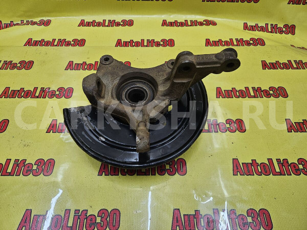 Кулак поворотный передний правый Renault Duster оригинальный номер 8200881829