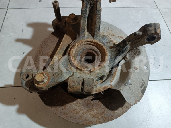 Кулак поворотный передний правый Mazda 2 оригинальный номер C10033021A