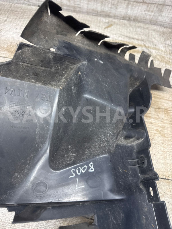 Дефлектор радиатора 9670111980 Peugeot 5008 1.6 dt Peugeot 5008 оригинальный номер 9670111980