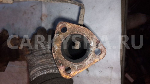 Коллектор выпускной на Mazda 626 FS Mazda 2 оригинальный номер FS0113450A