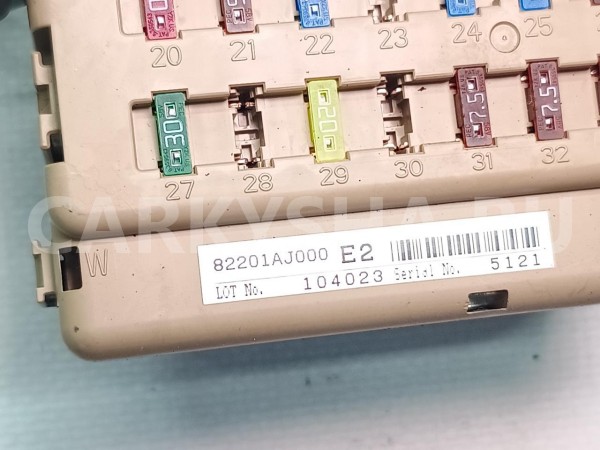 Блок предохранителей салонный Subaru Outback 2012 82201AJ000 BR9 EJ253 Subaru Outback 