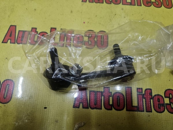 Стойка стабилизатора Nissan Cefiro 