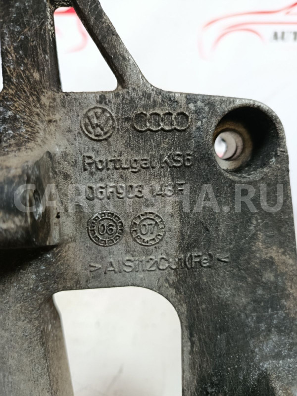 Кронштейн двигателя Volkswagen Golf Mk5 2003-2009 Volkswagen Golf оригинальный номер 06F199207