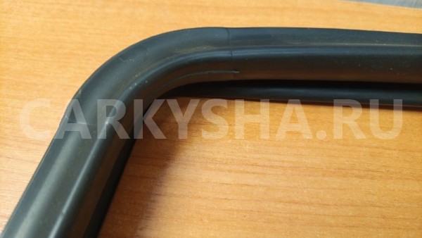 Уплотнитель стекла двери задний левый Mitsubishi Mitsubishi Outlander 