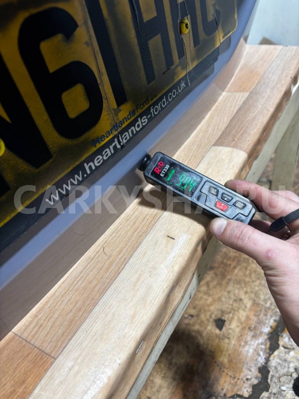 крышка багажника Ford Focus 