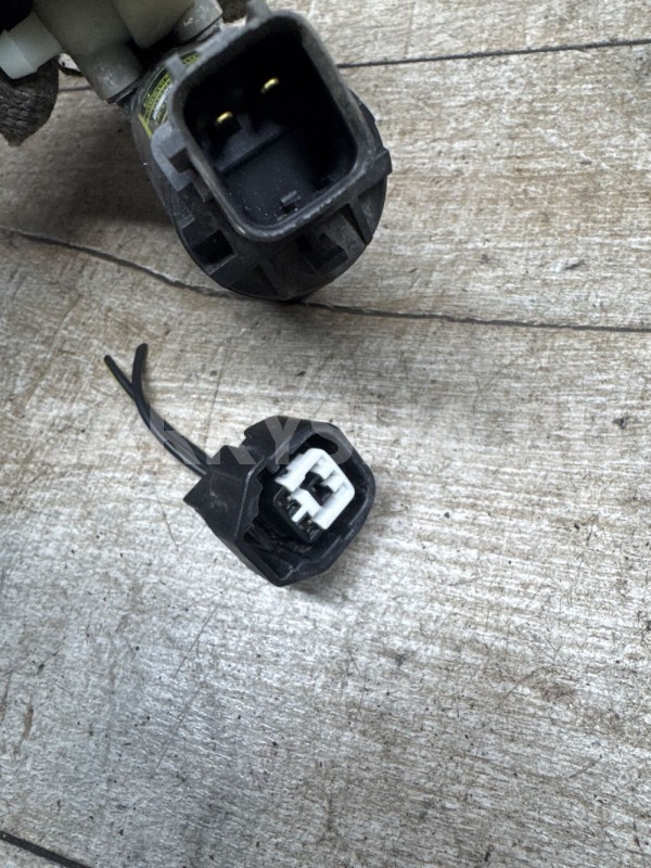 Насос омывателя для Ssang Yong Actyon New/Korando Ssang Yong Actyon оригинальный номер 7841334000