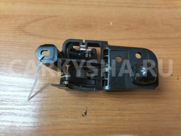 Ручка двери внутренняя задняя правая Toyota Carina Toyota Carina оригинальный номер 6927320050