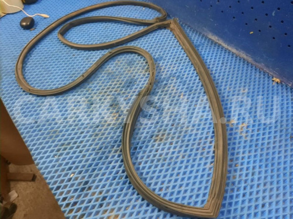 Уплотнитель двери задний левый Chery Tiggo T11 Chery Tiggo (T11) оригинальный номер T116207110PF