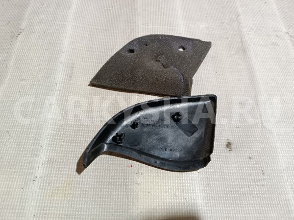 Накладка двери передней правой Citroen C3 оригинальный номер 9647655677