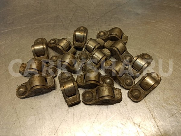 Коромысло клапана TOYOTA AURIS ZRE151 1ZRFAE 1.6 Toyota Auris 