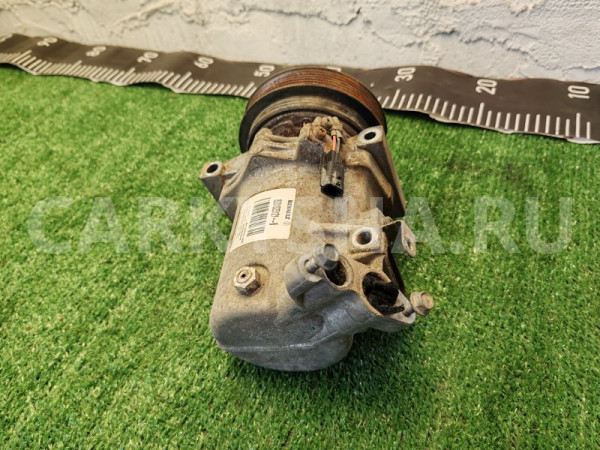 Компрессор кондиционера Renault Sandero 2016 8201025121 ХЭТЧБЕК К4М Renault Sandero 