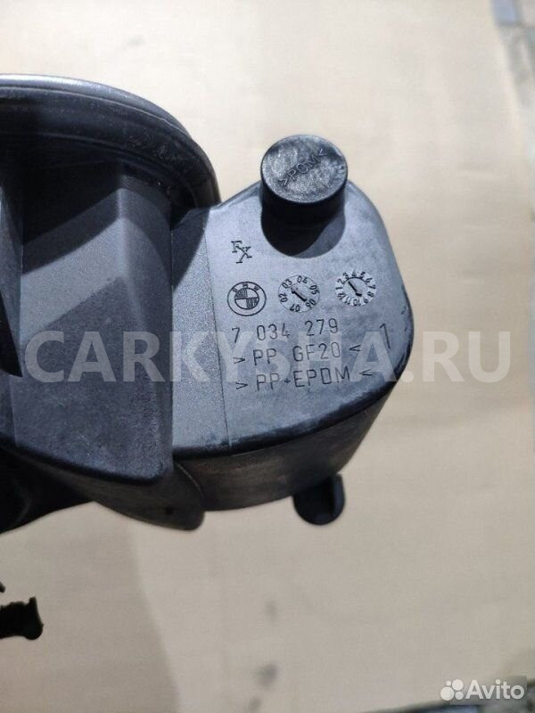 Лючок бензобака BMW 5 E60 M54B30 2005 BMW 5er оригинальный номер 51 17 7 034 281