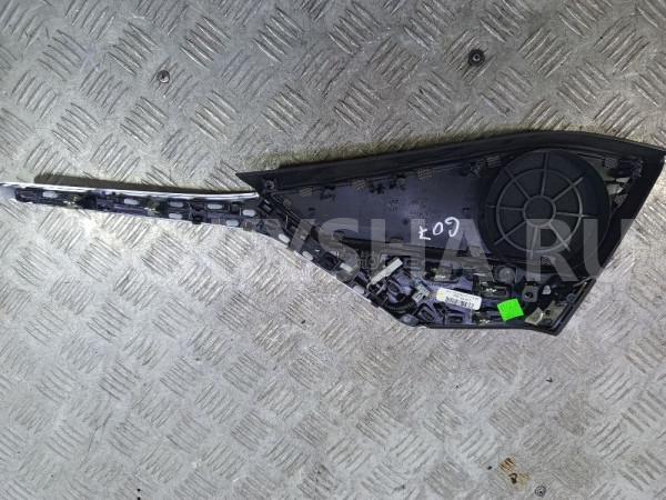 Накладка BMW X7 G07 (2018—2022) BMW X7 оригинальный номер 51 41 7 455 103