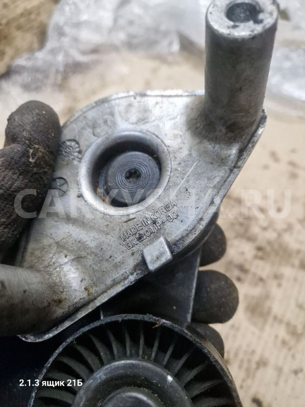 Кронштейн ролика hyundai santa fe g6ba Hyundai Santa Fe 