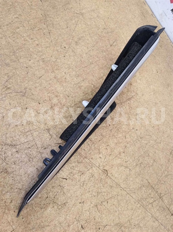 Название детали Стекло глухое боковины левое Модель Peugeot 3008 Peugeot 3008 оригинальный номер 9025T2