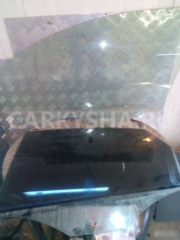 Стекло двери заднее левое для Фольксваген Поло P Volkswagen Polo оригинальный номер 6RU845201A