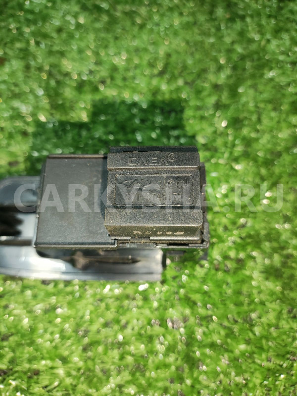 Кнопка стеклоподьемника Chery Tiggo 3 оригинальный номер T113746050CA