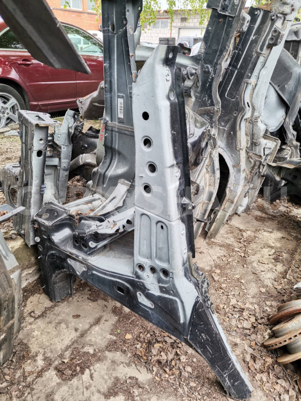 Лонжерон левый передний A1646200961 Mercedes-Benz M-Class W164 Mercedes-Benz M-klasse оригинальный номер A1646200961