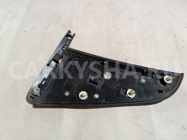 Накладка крыла переднего правого Jaguar XF 