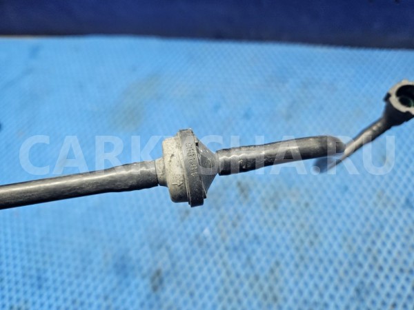 Трубка вакуумная Range Rover 3 L322 SQF500093 Land Rover Range Rover оригинальный номер SQF500093