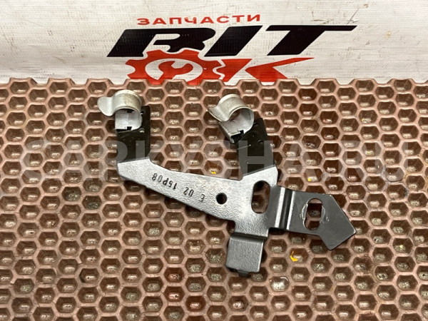 Кронштейн BMW X3 оригинальный номер 11 78 3 415 428, 11 78 3 415 428, 11783415428, 3415428