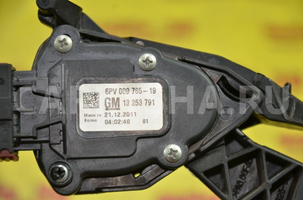 Педаль газа Chevrolet Orlando 