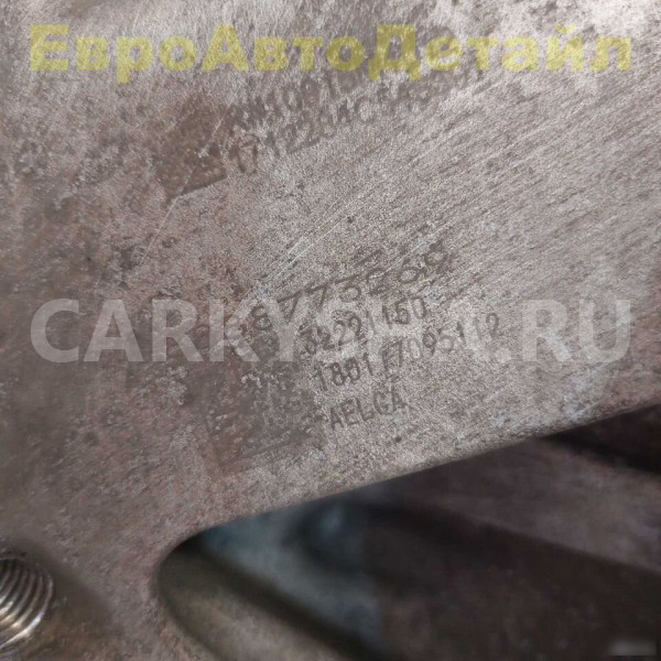 Кулак задний правый в сборе Volvo XC40 Volvo XC40 оригинальный номер 32246247