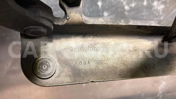 Петля капота Land Rover Range Rover Sport Land Rover Range Rover оригинальный номер BKB780031