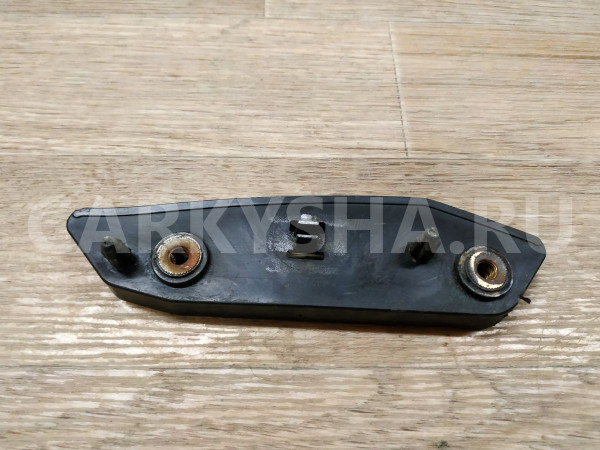 Кронштейн переднего бампера правый Ford Mondeo оригинальный номер 1490200