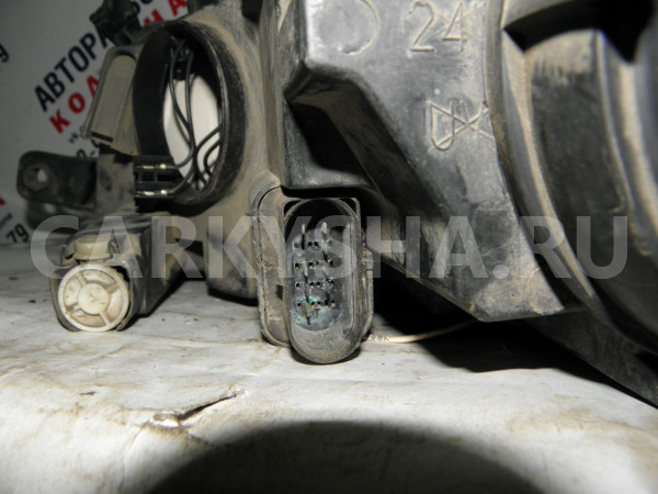 Фара правая Volkswagen Passat (B6) 2005-2011 Volkswagen Passat оригинальный номер 3C0941006S