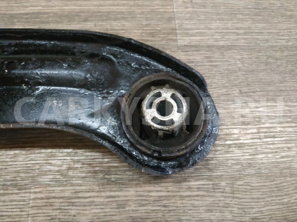 Рычаг задний продольный правый Volkswagen Tiguan 