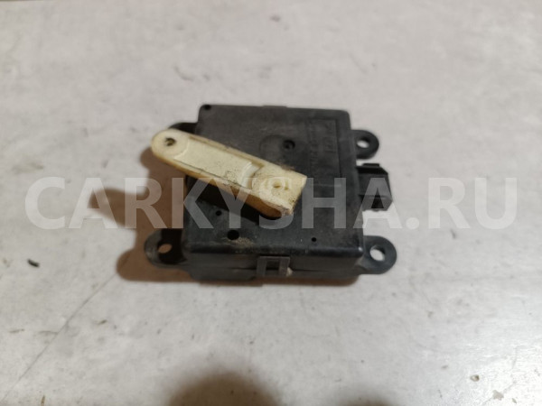 Моторчик заслонки отопителя Nissan Cefiro оригинальный номер 2G34130840