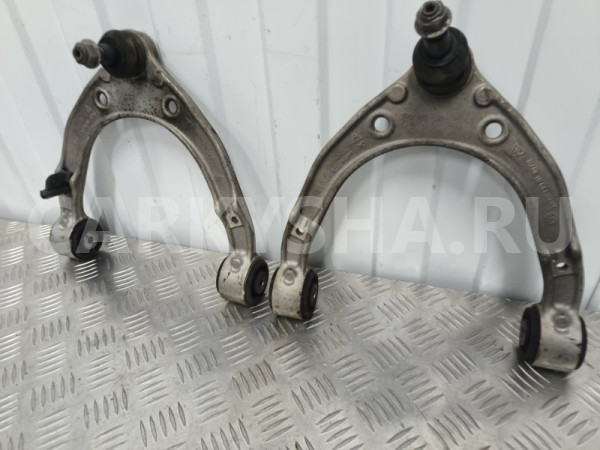 Рычаг подвески верхний VW Touareg 2017 7P0407021 NF, передний Volkswagen Touareg 