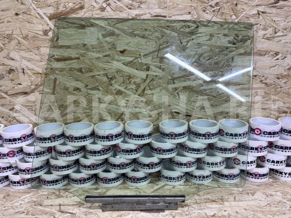 Стекло заднее левое Toyota Land Cruiser Prado 120 Series Внедорожник 5 дв. оригинальный номер 68114-60221