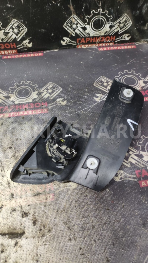 Накладка зеркала внутренняя Форд Фокус 3 Ford Focus оригинальный номер BM5118C863A