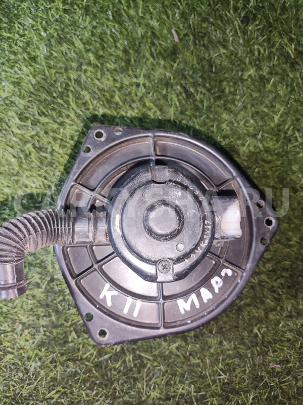 Моторчик отопителя Nissan March Nissan March оригинальный номер 2722072B00