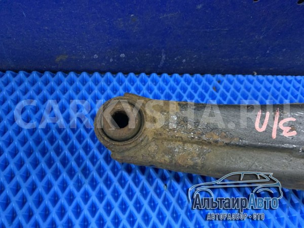 Рычаг задний нижний Mitsubishi Pajero III 1999-20 Mitsubishi i оригинальный номер MR418670