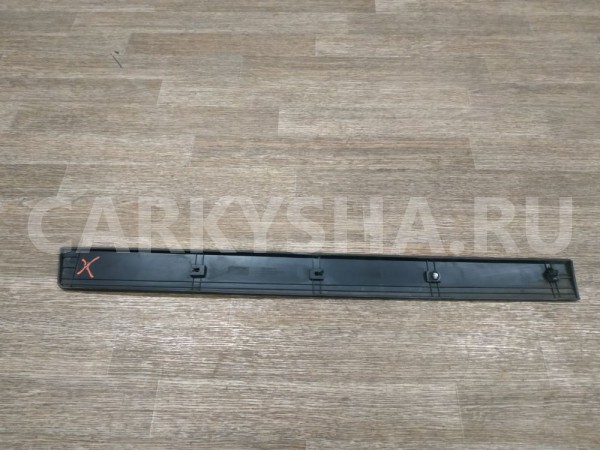 молдинг двери задней левой Chevrolet Orlando оригинальный номер 96886775