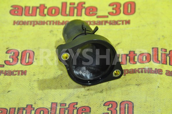 Корпус термостата Toyota Vitz 